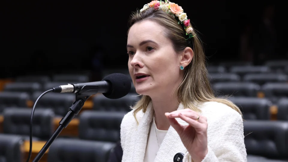 Projeto que suspende demarcação de terras indígenas em SC avança na Câmara