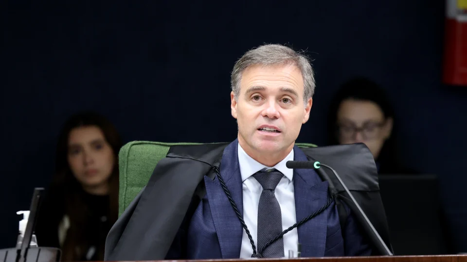 Atual relator do caso Master assumiu após revelações da imprensa gerarem crise e forçarem saída de Toffoli.