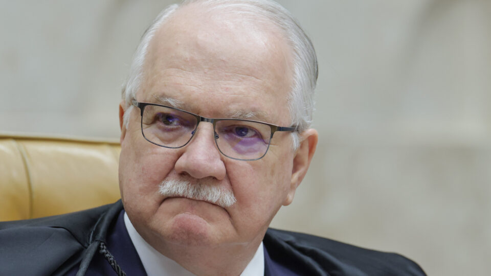 Fachin quer submeter código de ética ao plenário do STF assim que receber texto de Cármen Lúcia