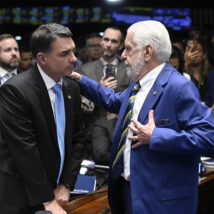 PT perde discurso que tentava associar caso Master à oposição após denúncias contra Jaques Wagner Imagem referente a matéria