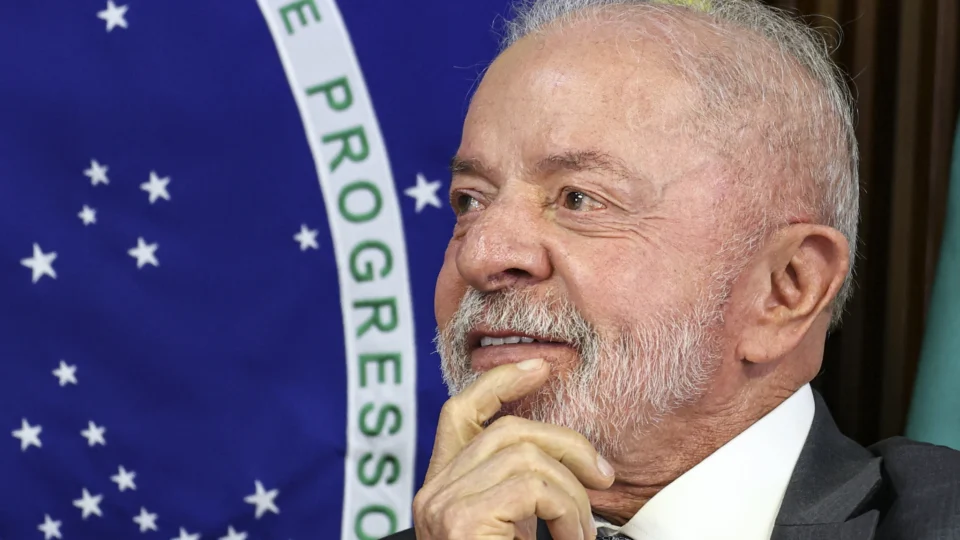 MP de Lula exige nota mínina no Enamed para exercício da medicina no Brasil
