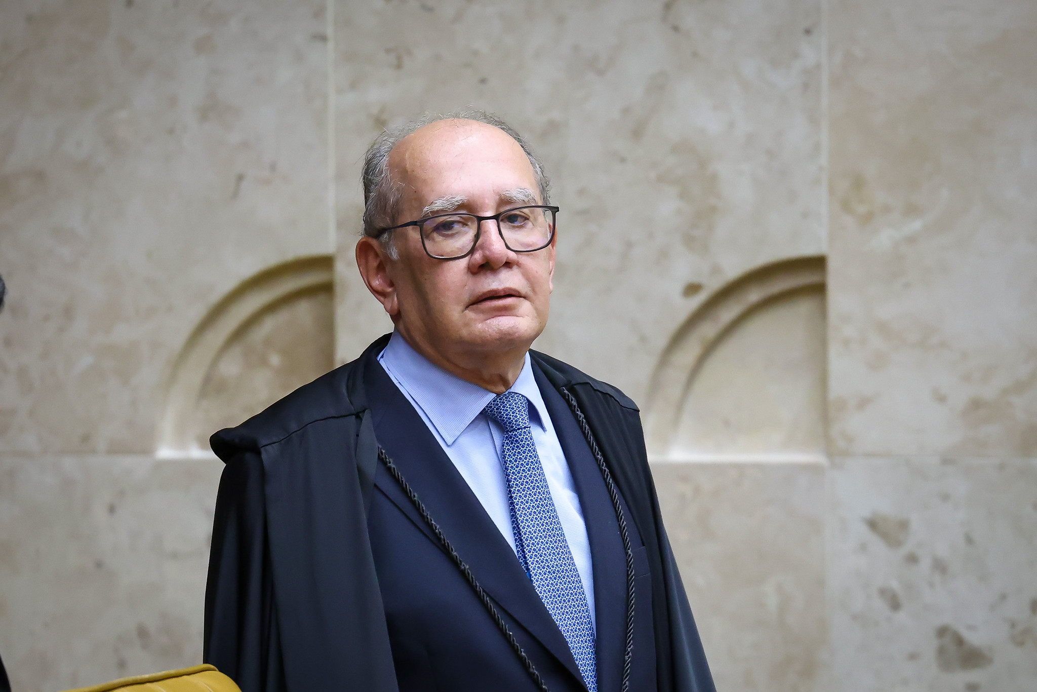 Gilmar Mendes vota para manter decisão do STF que derrubou marco temporal
