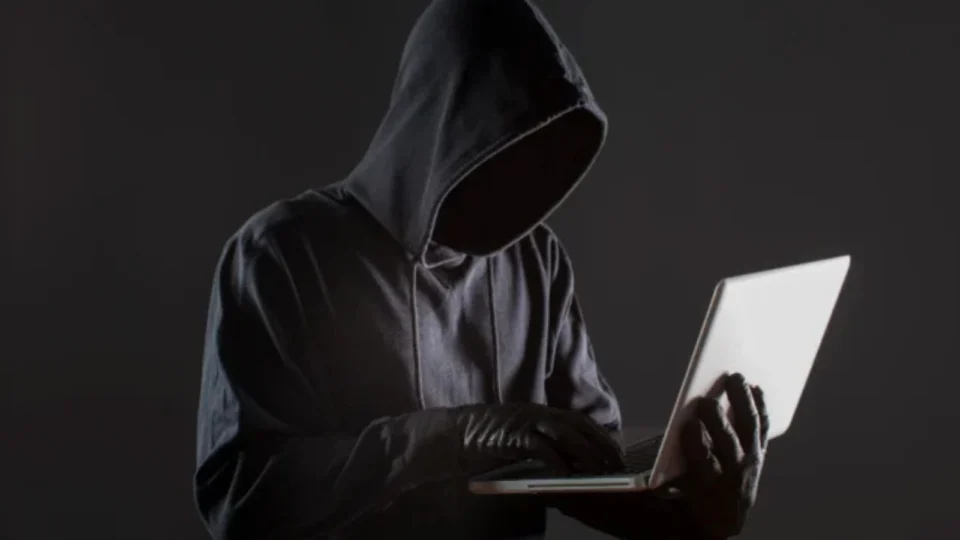 Alerta falso da Defesa Civil expõe risco global de ataques