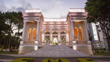 Projeto vencedor da modernização da Câmara de Curitiba integra o Legislativo ao entorno histórico do Palácio Rio Branco.