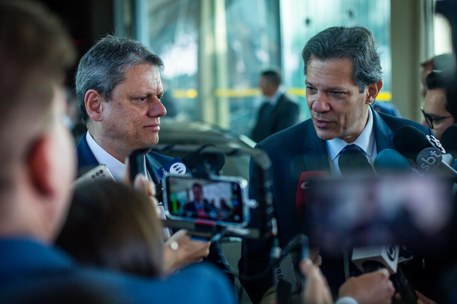 Para aumentar as chances de fechar a eleição 2026 ainda no primeiro turno, Tarcísio precisa conseguir convencer os adversários eleitorais a apoiá-lo — o que oficialmente ainda não ocorreu.