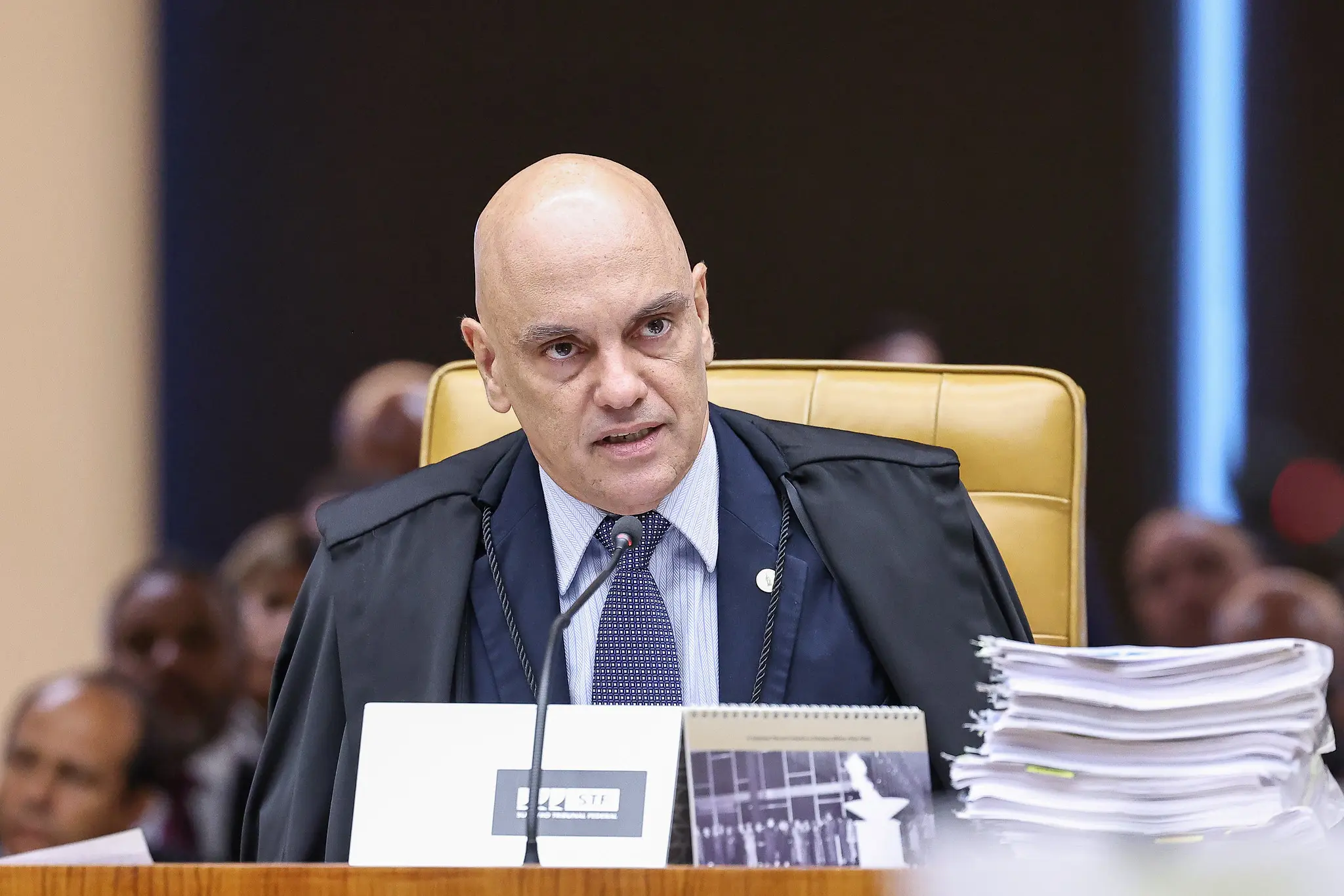 Moraes foi sorteado relator de ADPF contra extensão de cota eleitoral a pessoas trans. Associação aciona STF contra extensão de cota eleitoral a mulheres trans.Em 2018, reserva de candidaturas passou a considerar gênero, e não sexo. Grupo de pede reversão.