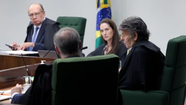 Gilmar Mendes, André Mendonça e Luiz Fux durante julgamento na Segunda Turma do STF