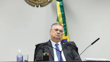 Ministro concordou com cálculo da defesa e entendeu que prazo para cobrança está prescrito.