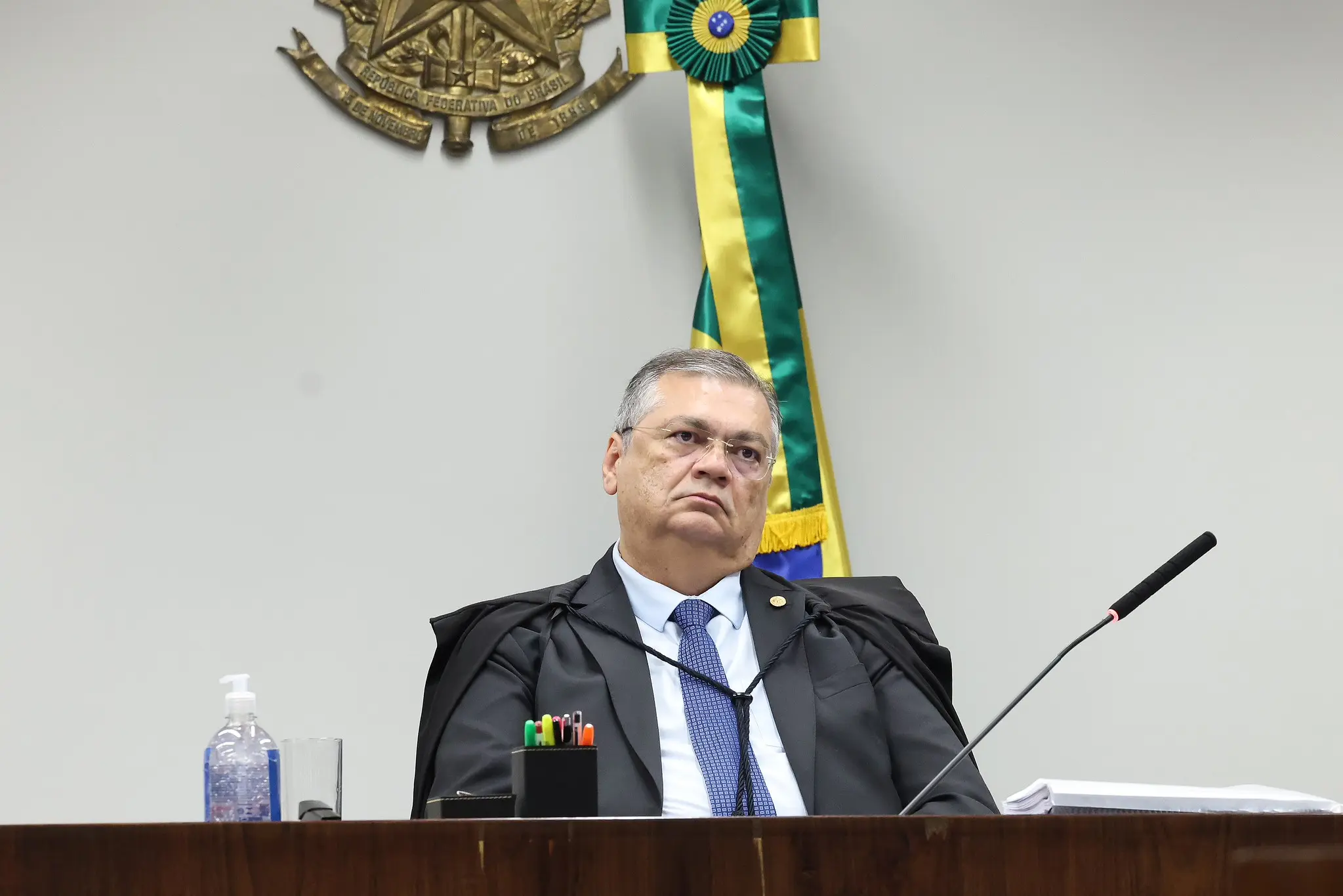 Ministro concordou com cálculo da defesa e entendeu que prazo para cobrança está prescrito.