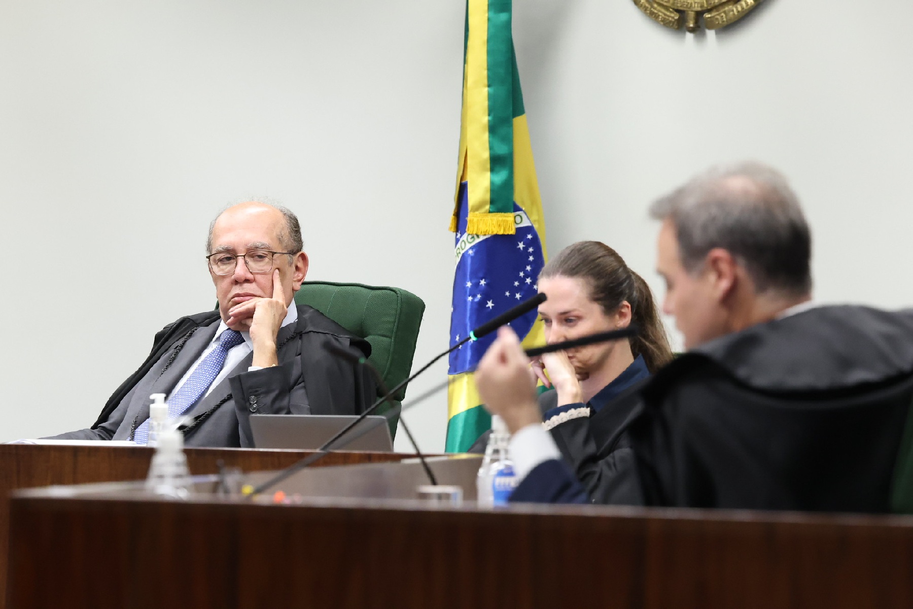 Ofensiva de Gilmar contra Mendonça politiza Caso Master e fortalece defesa de investigados