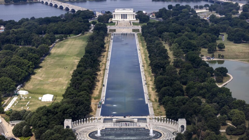 Reforma em Washington para celebrar independência dos EUA vira dor de cabeça para Trump