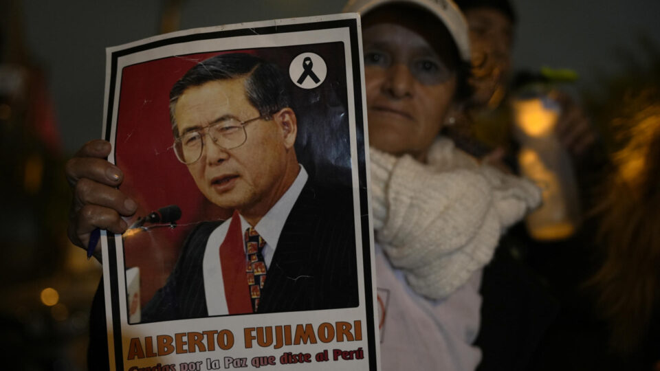 Como Keiko Fujimori conseguiu vencer a eleição presidencial no Peru?