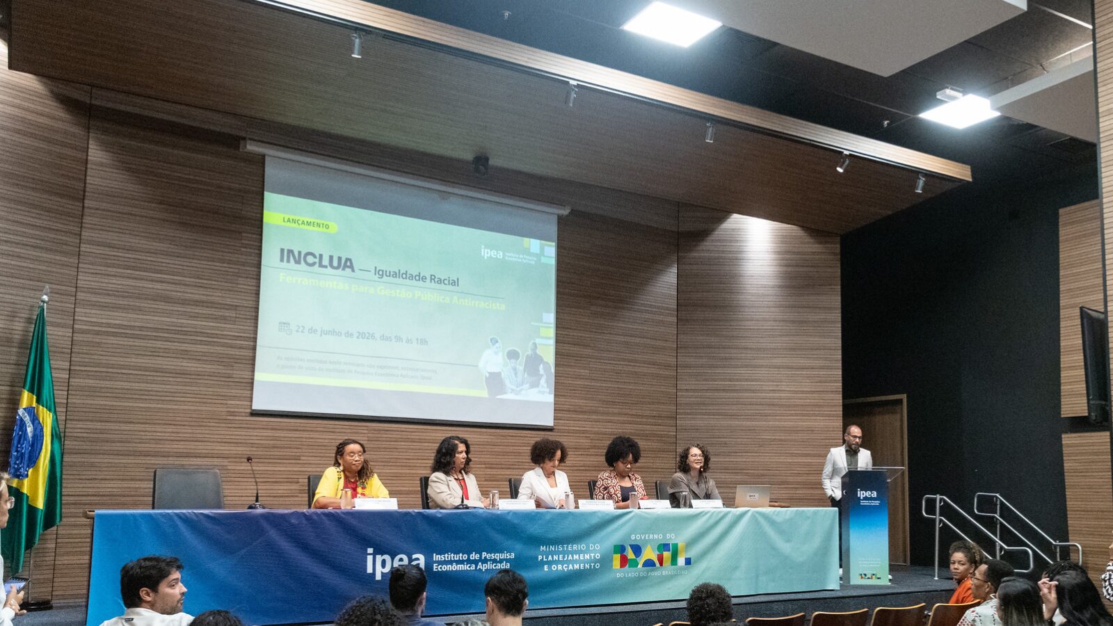 Evento do IPEA e do Ministério da Igualdade Racial celebrou conteúdo de cartilha contra o racismo.