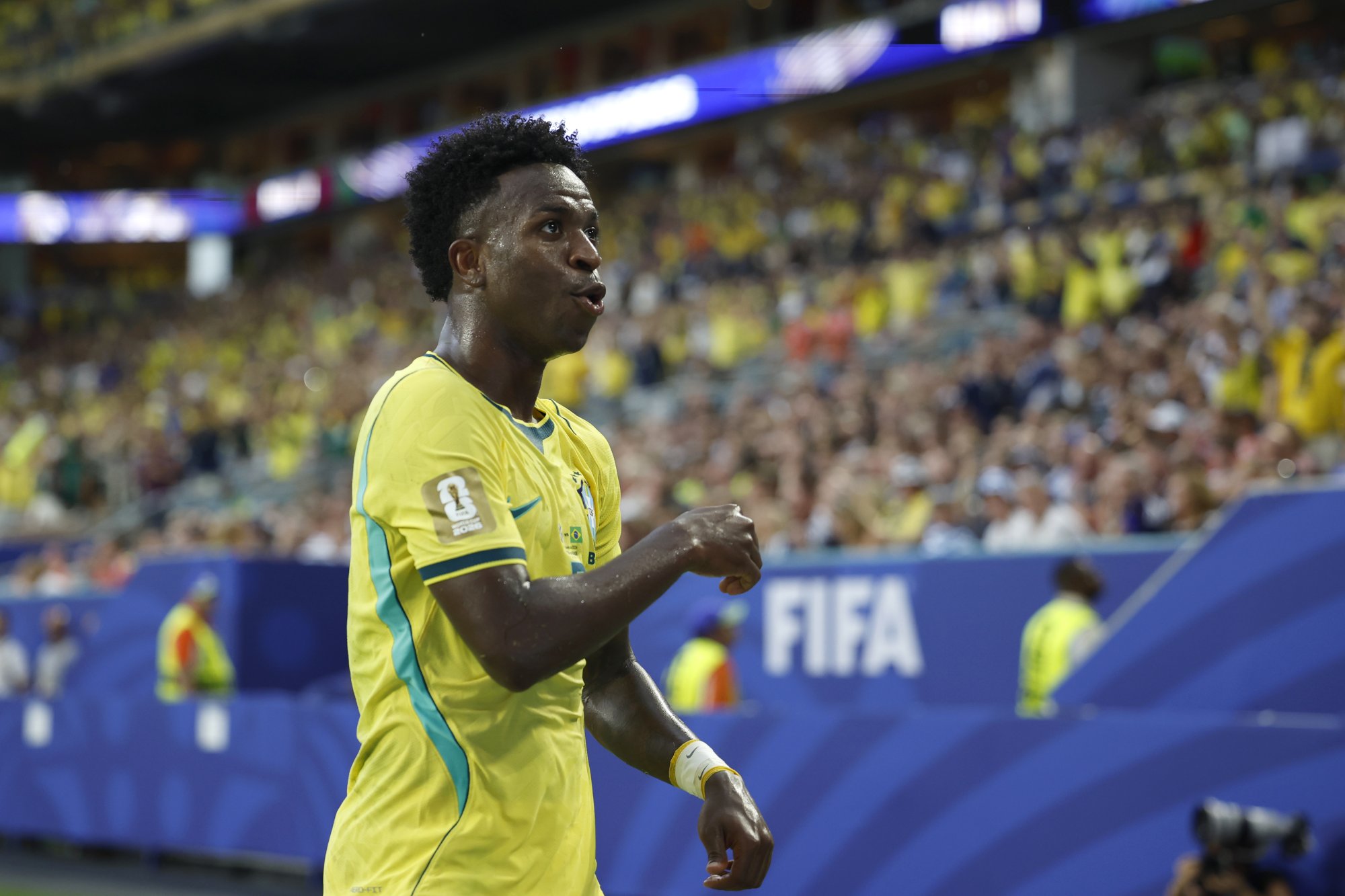 Vinicius Junior marcou dois gols na vitória do Brasil sobre a Escócia.