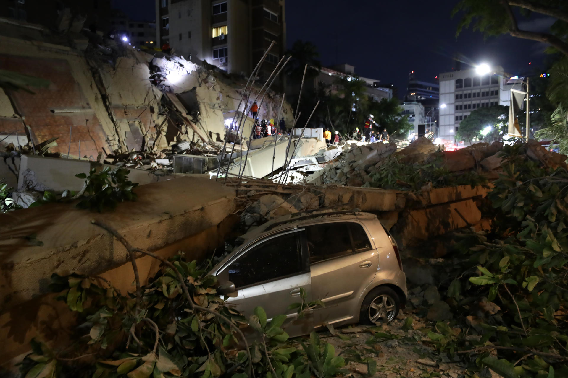 Veja imagens da destruição causada pelos terremotos na Venezuela