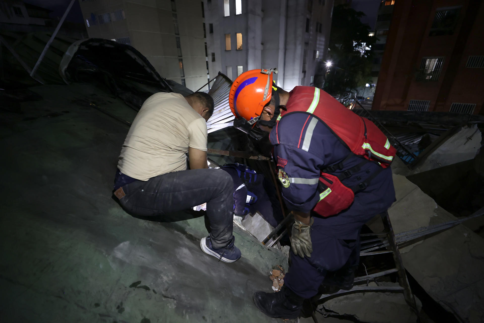 EUA enviam equipes de elite à Venezuela para ajudar na busca e resgate de vítimas dos terremotos