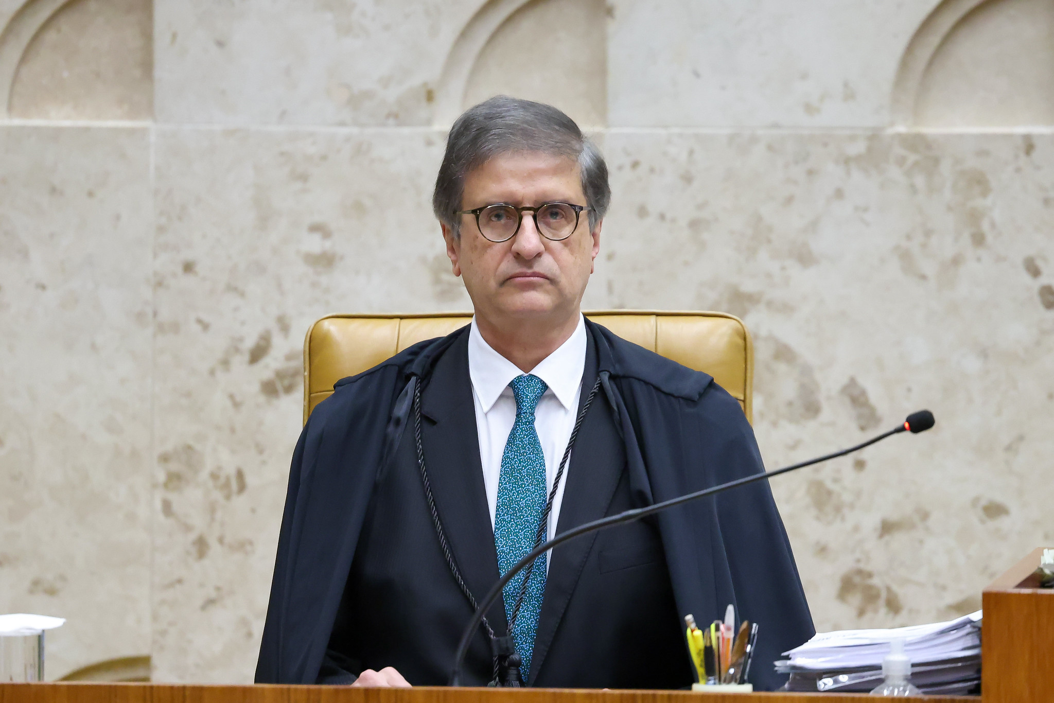 Gonet não vê falta grave de Bolsonaro em episódio com arma e defende aguardar investigações
