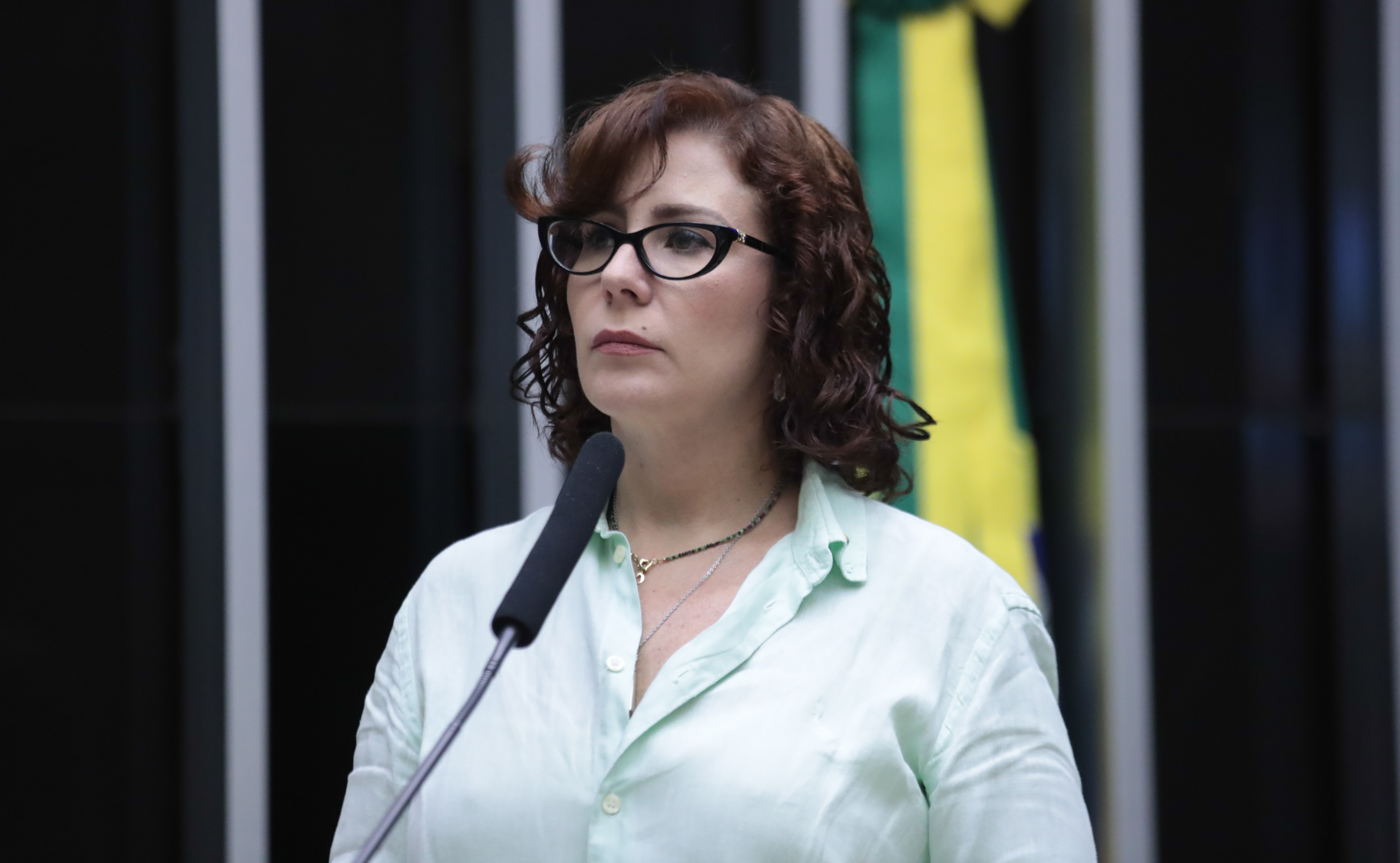 AGU envia à Itália nova manifestação pela extradição de Carla Zambelli