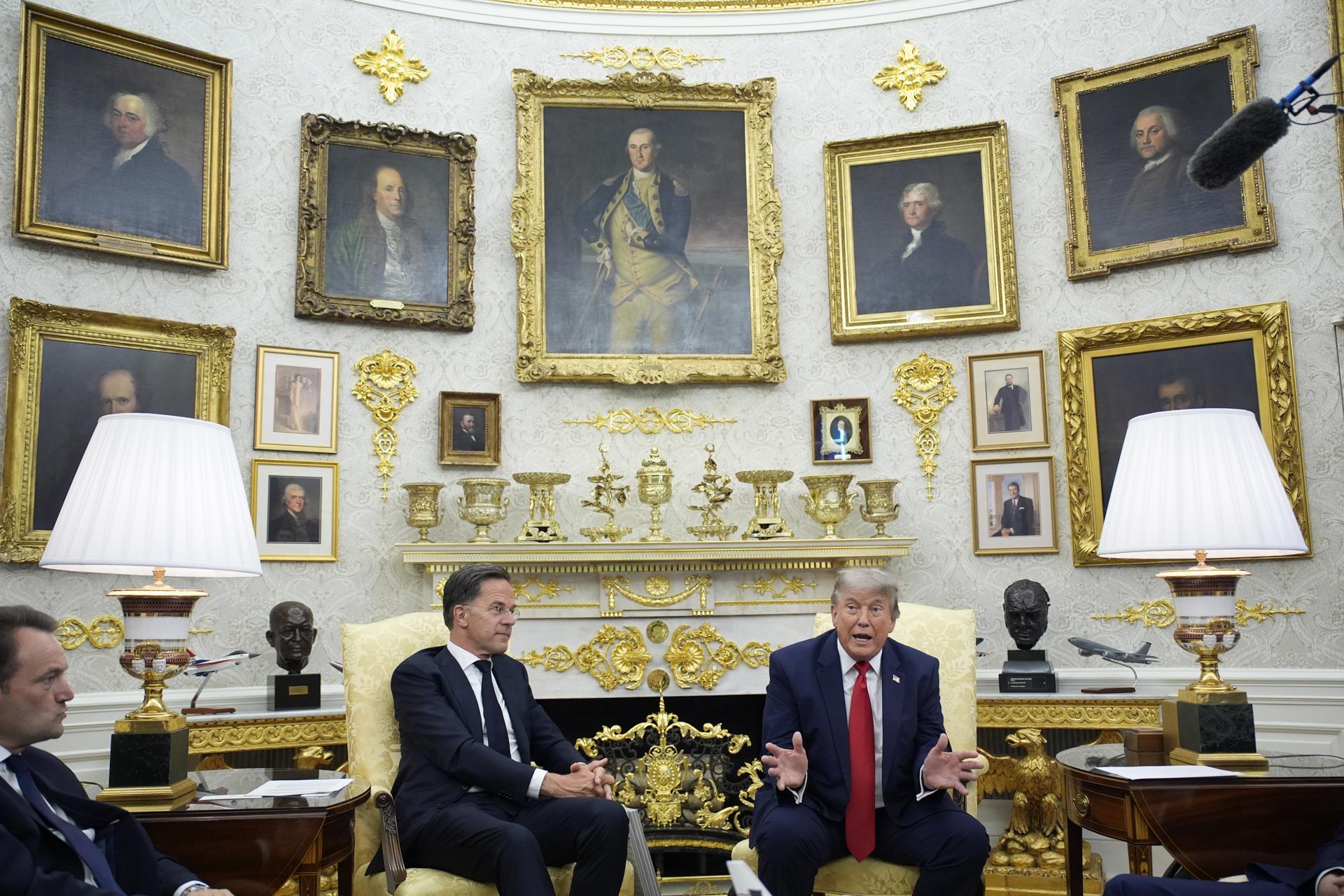 Trump diz ter ficado decepcionado com a Otan e cobra lealdade de aliados