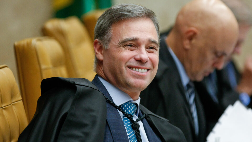 Fachin escolhe Mendonça como relator do caso “Dark Horse” no STF