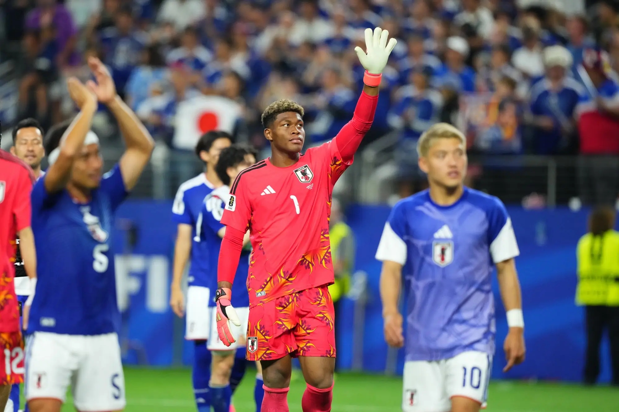 Goleiro Suzuki, do Japão