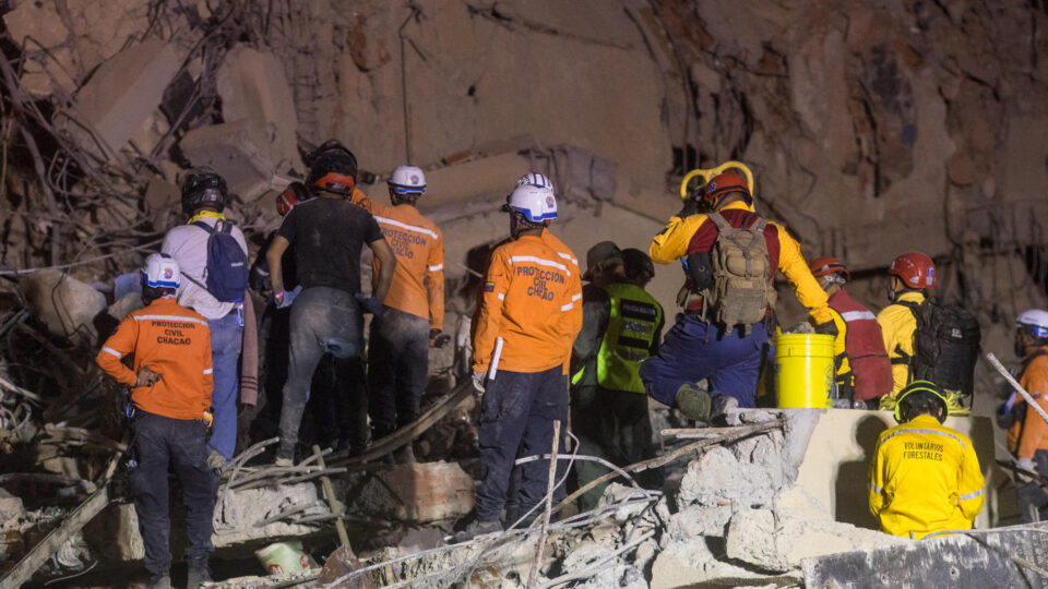 EUA levantam sanções contra a Venezuela devido aos terremotos e anunciam ajuda de US$ 150 milhões