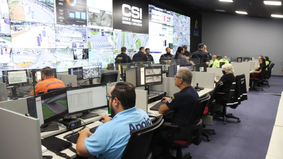 Centro de Segurança e Inteligência (CSI) integra tecnologia e monitoramento para apoiar as forças de segurança em tempo real.