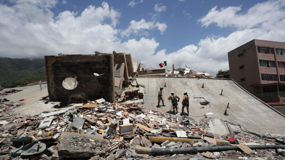Mortes por terremotos na Venezuela passam de 1,7 mil; mais de 15 mil estão desabrigados