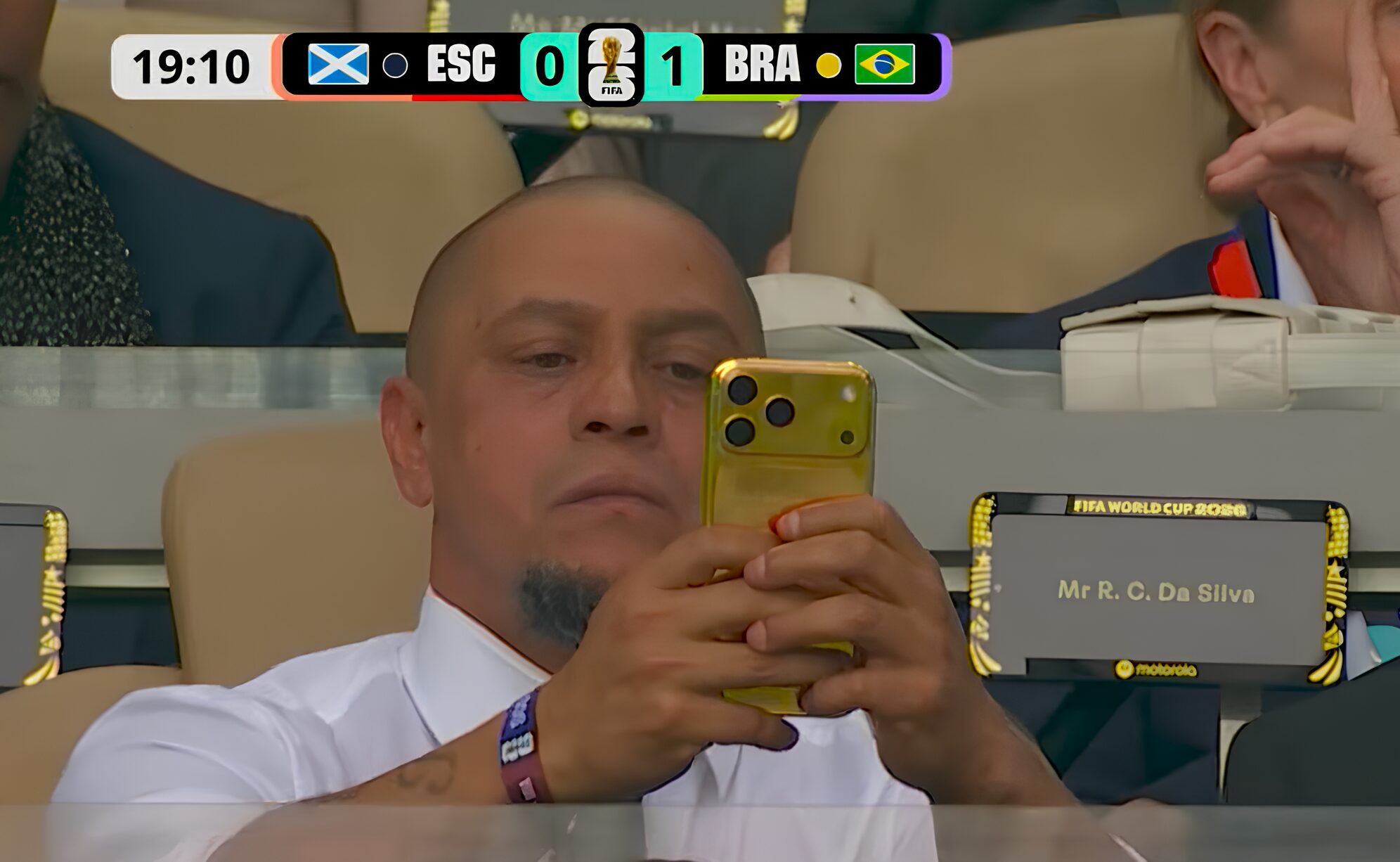 O que o iPhone de Roberto Carlos diz sobre o Brasil