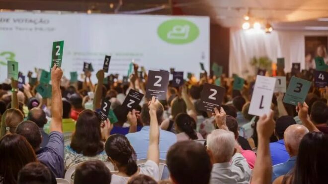 Cooperativismo amplia acesso e resgata relação bancária mais humana após avanço digital