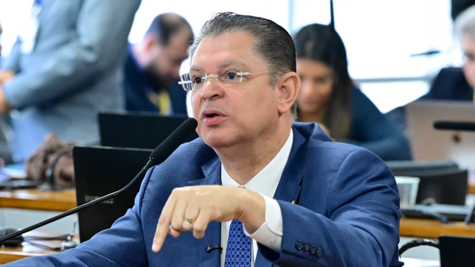 Sóstenes Cavalcante