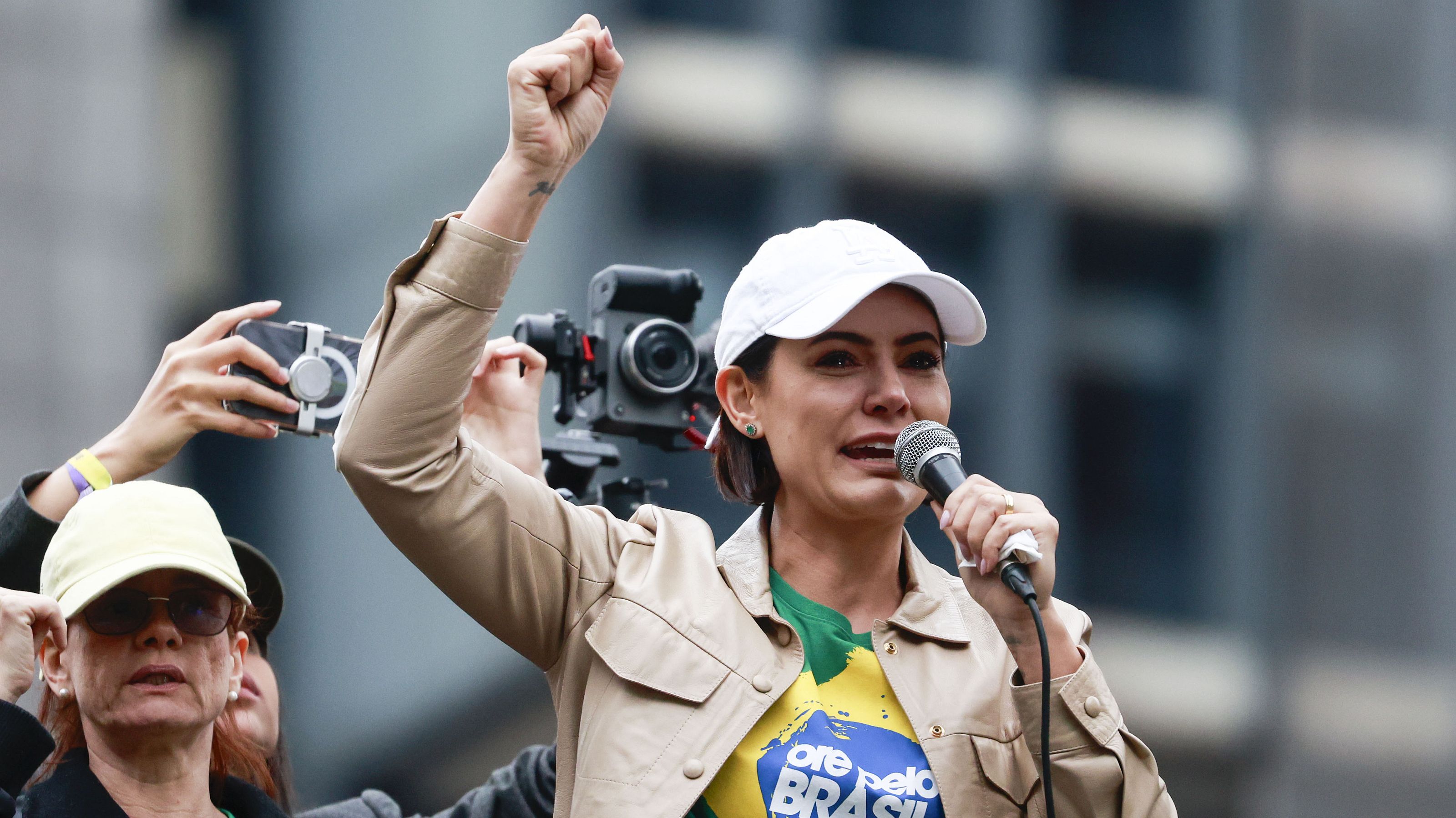 Michelle Bolsonaro candidata no lugar de Flávio?