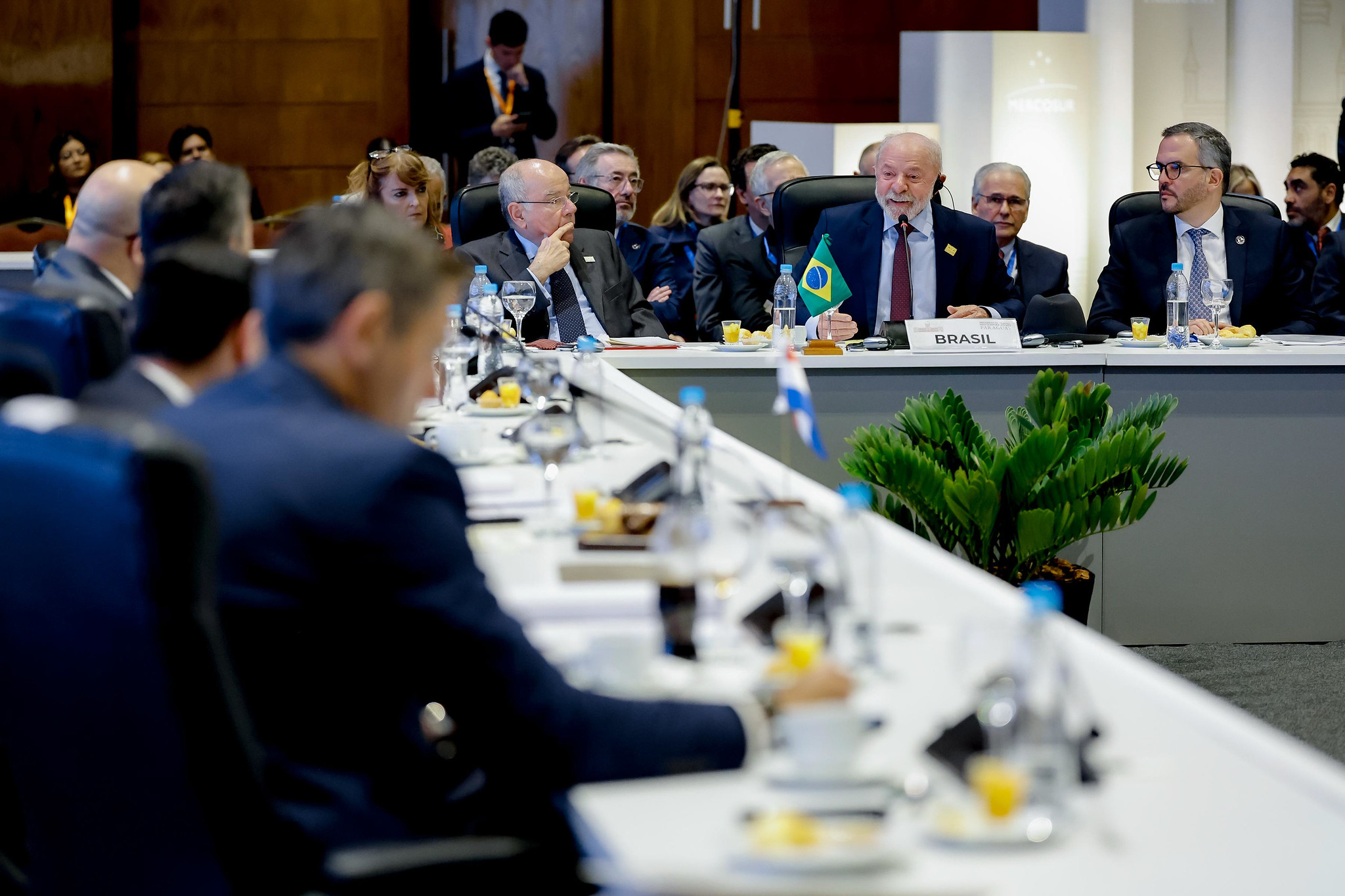 Lula usa cúpula do Mercosul como palanque eleitoral e propõe Pix regional