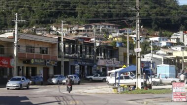 Copel é denunciada ao MPPR por apagões em Rio Branco do Sul.