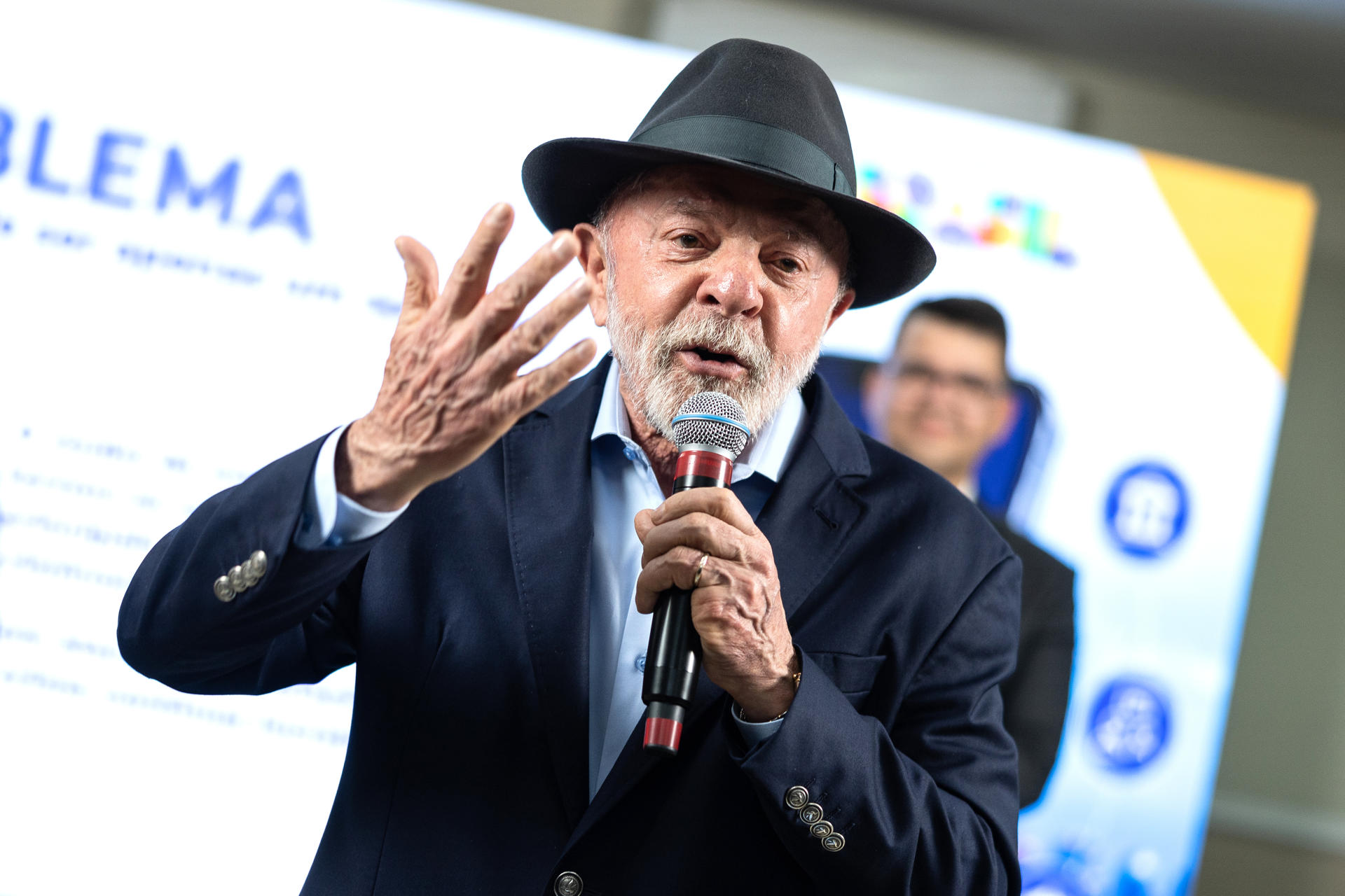 Lula e governadores estão impedidos de inaugurar obras a partir deste sábado