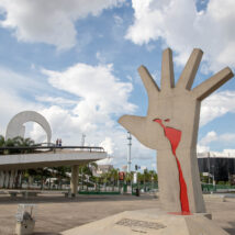 Tarcísio mira legado de Darcy Ribeiro e Niemeyer e provoca reação da esquerda A gestão Tarcísio estuda a concessão do Memorial da América Latina e provocou reações da esquerda na pré-campanha.