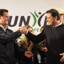 Ratinho Junior corre para viabilizar candidato no Paraná Ratinho Junior e Sandro Alex em parceria para a eleição no Paraná