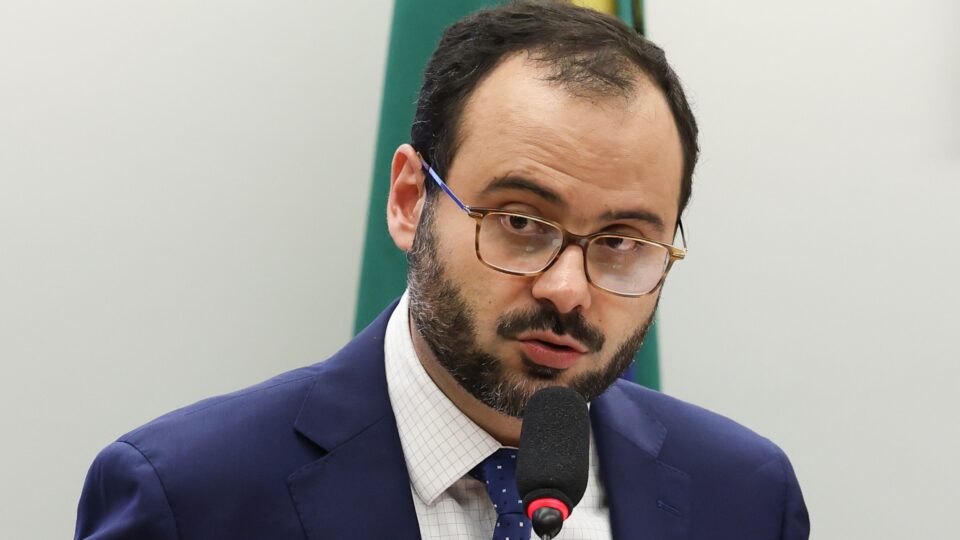 Governo anuncia Desenrola para MEIs com parcelamento de até 12 anos