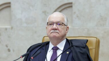 Presidente do STF reviu a própria decisão e adiantou em uma semana análise no plenário.