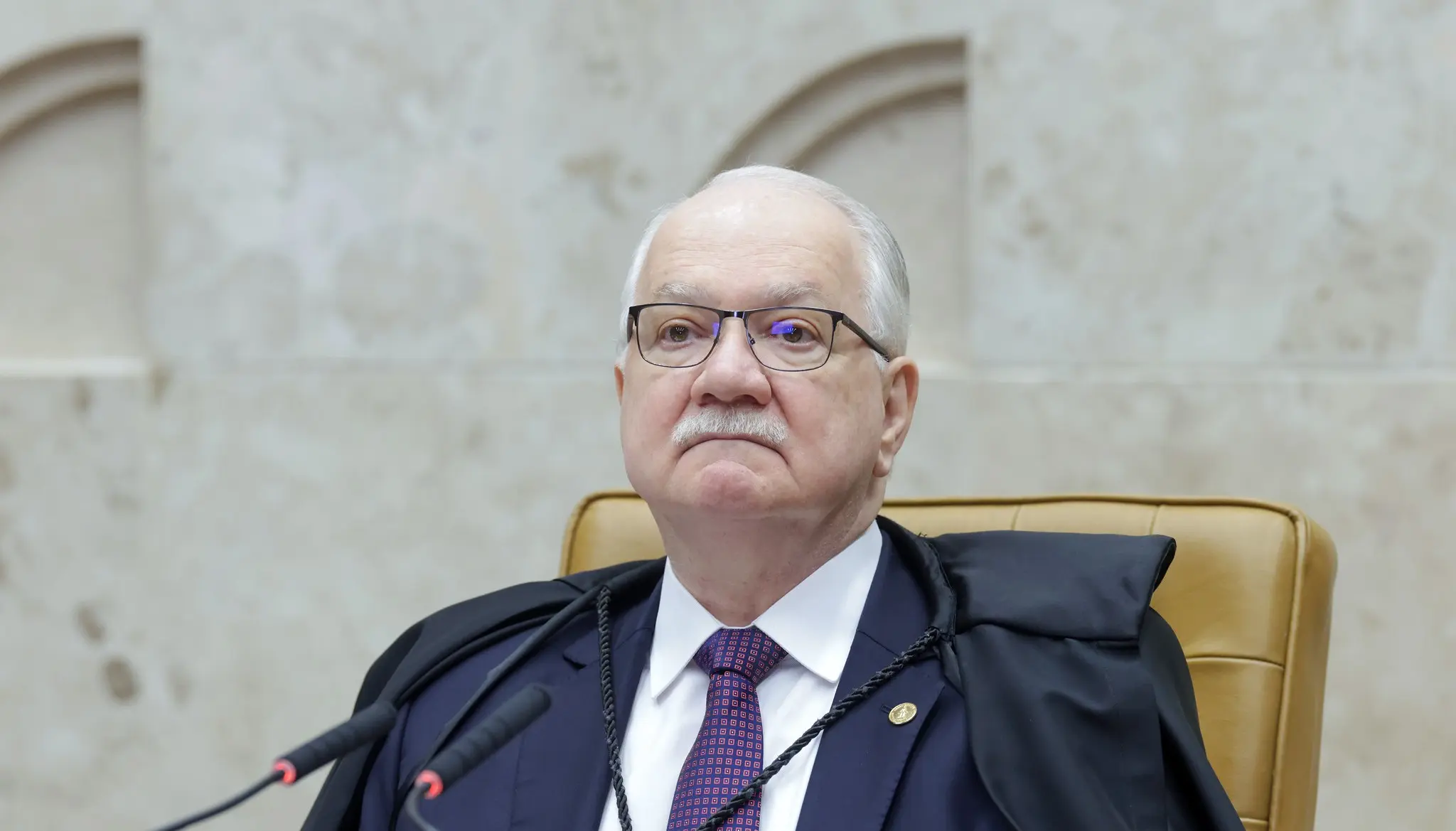 Presidente do STF reviu a própria decisão e adiantou em uma semana análise no plenário.