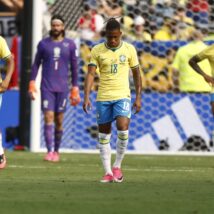 Brasil perde para a Noruega e está fora da Copa do Mundo Brasil x Noruega