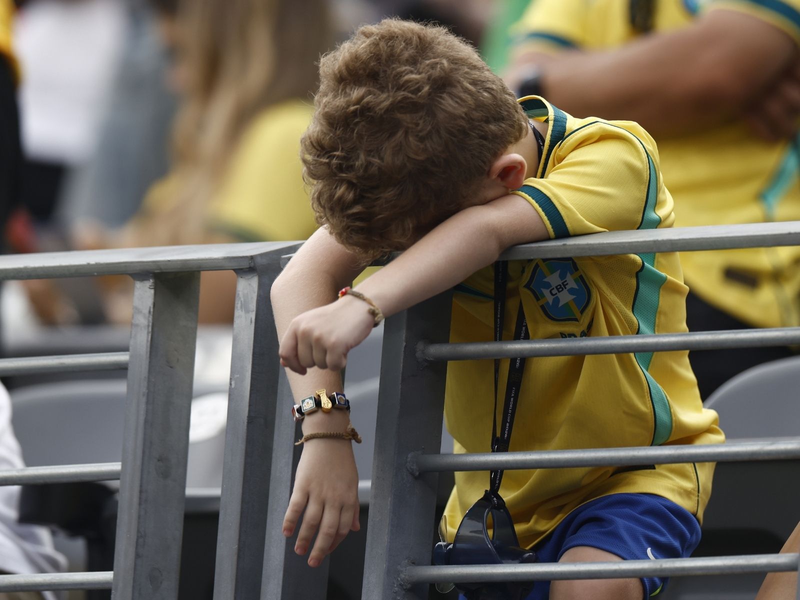 O brasileiro desistiu de alguma coisa. Não sei exatamente do quê