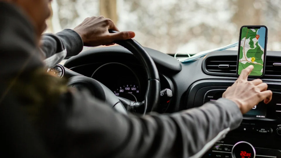 O caso aconteceu em maio e envolveu uma jovem que foi atropelada por um motorista parceiro após o fim da corrida