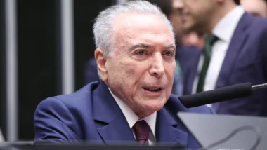 Ex-presidente diz que enfrentava pressão e que "não aplaude" a própria iniciativa de liberar apostas.
