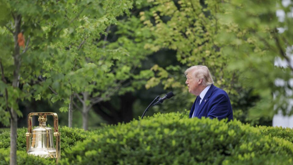 Trump cogitou retirar um terço do efetivo militar dos EUA na Europa antes da cúpula da Otan, diz emissora