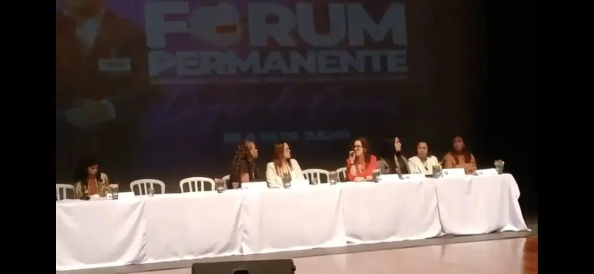 A promotora afirmou que “a fé é um direito privado que não deve ser estendido a outras pessoas em um evento público". Especialistas ouvidos pela Gazeta do Povo discordam.