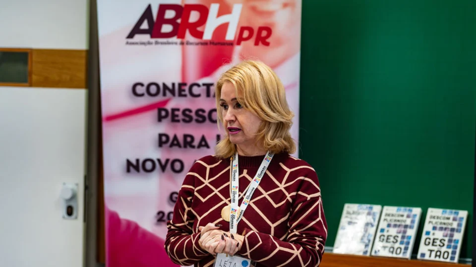 Léia Cordeiro, Diretora de Educação da ABRH-PR