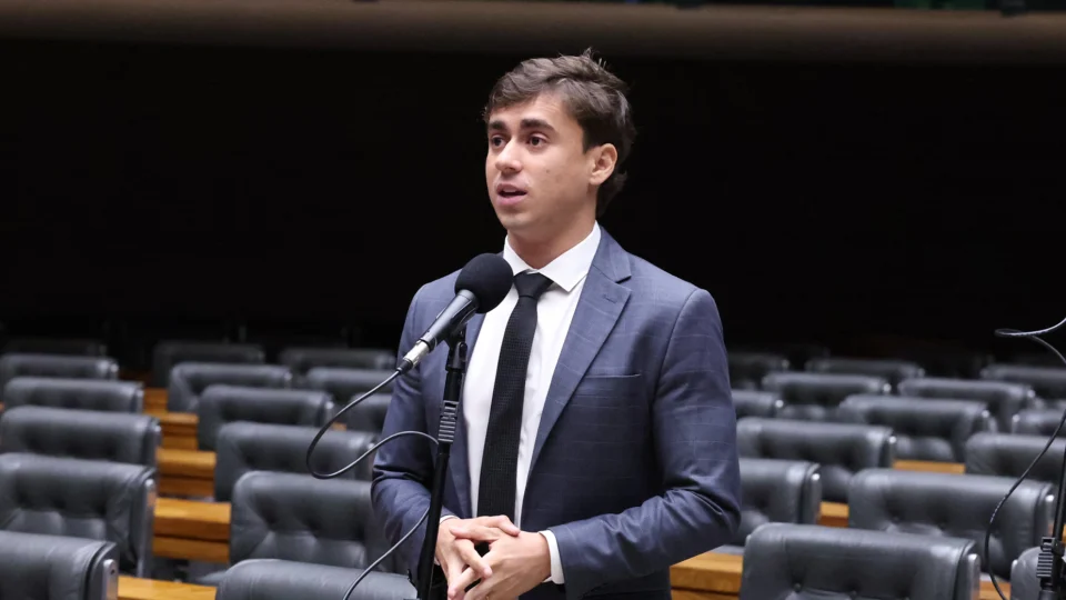 Deputado federal emitiu nota classificando informação de bastidores como "especulação".