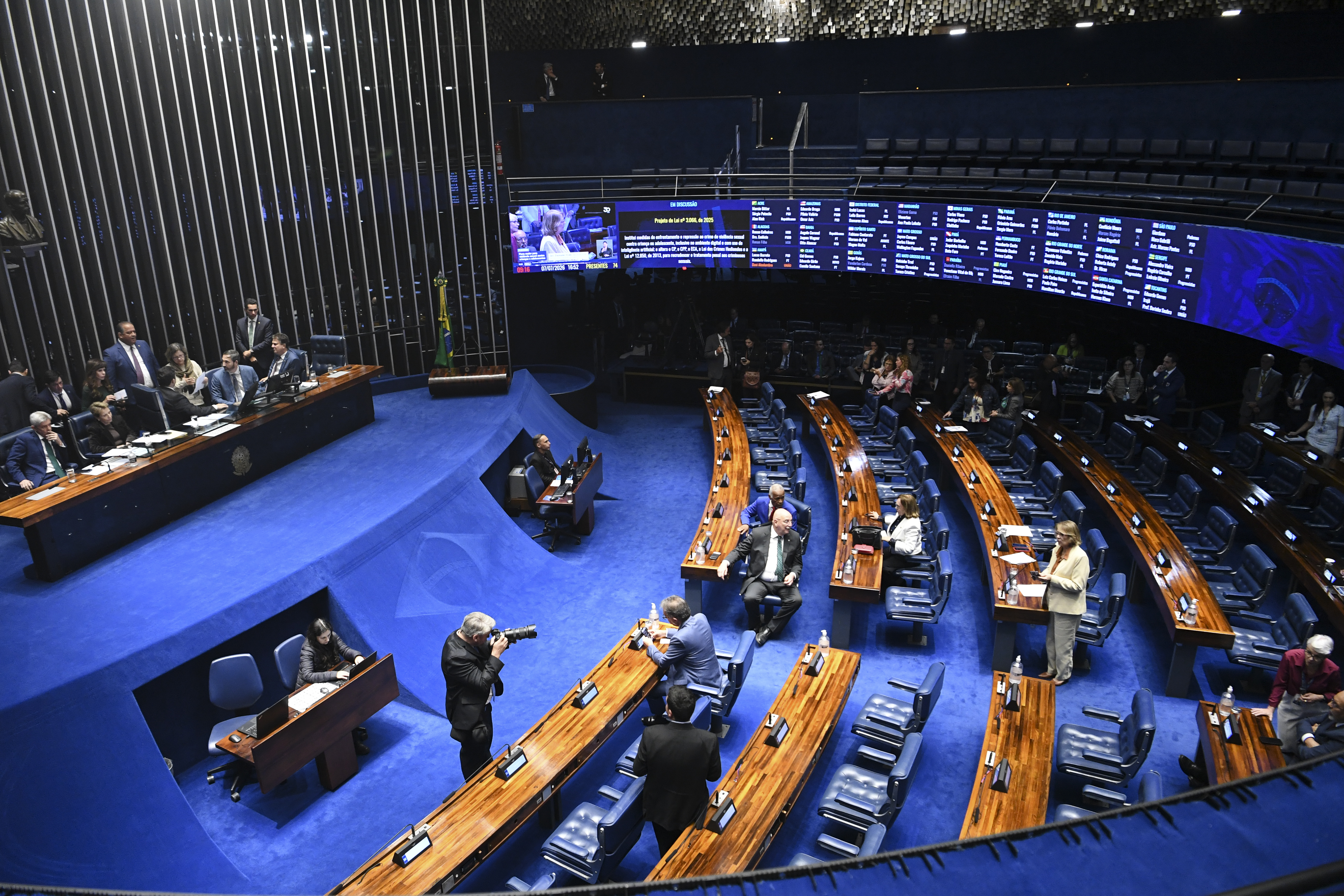 Senado aprova endurecimento de penas contra abuso sexual digital de crianças e adolescentes