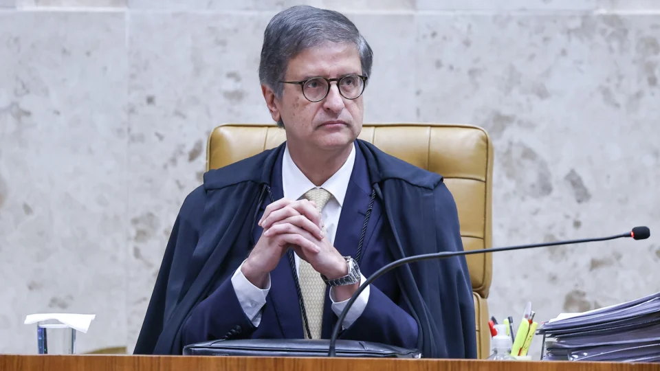 Procurador-geral da República defendeu ainda que Corte derrube suspensão da medida pelo Congresso.